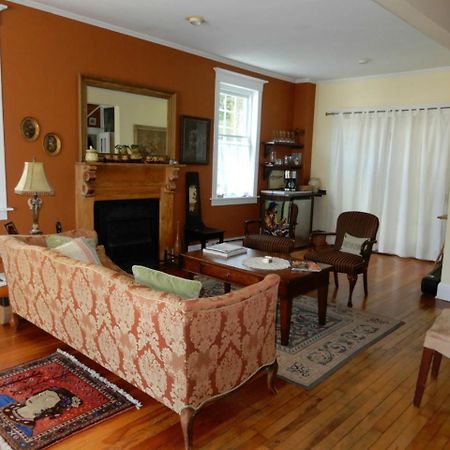 Serendipity B&B North Hatley Esterno foto